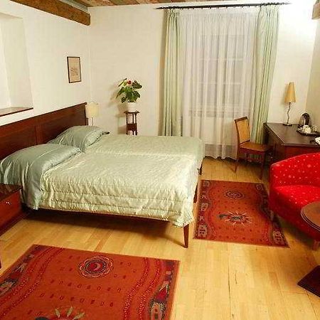 Cerna Liska Hotell Praha Eksteriør bilde
