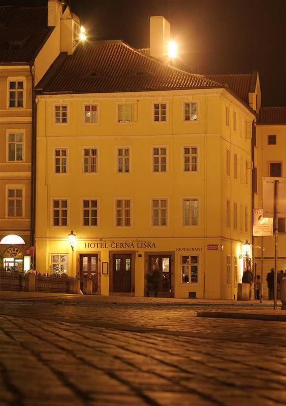 Cerna Liska Hotell Praha Eksteriør bilde