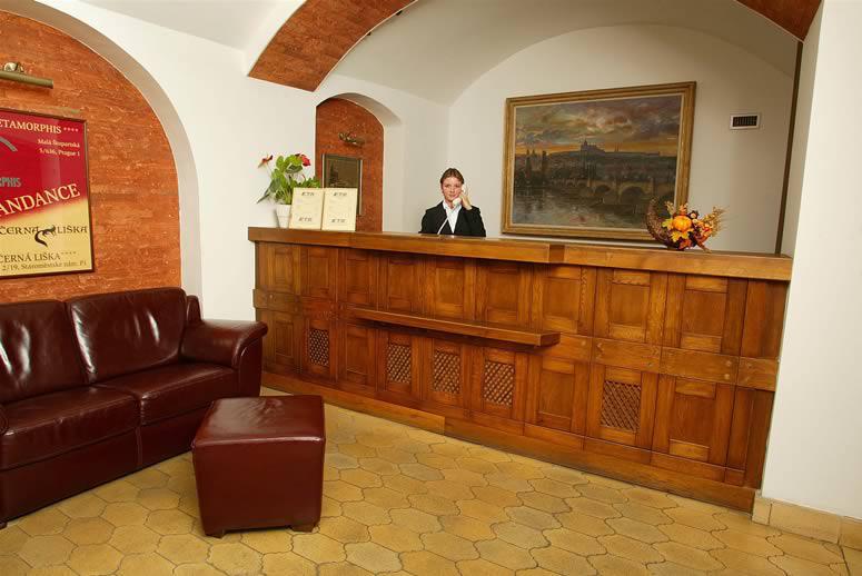 Cerna Liska Hotell Praha Eksteriør bilde