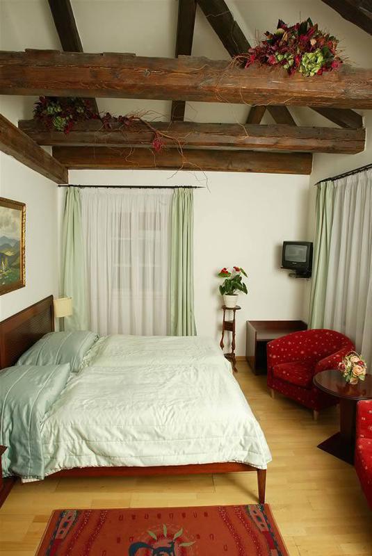 Cerna Liska Hotell Praha Eksteriør bilde